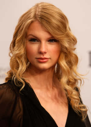 泰勒·斯威夫特图片 — 泰勒·斯威夫特 壁纸