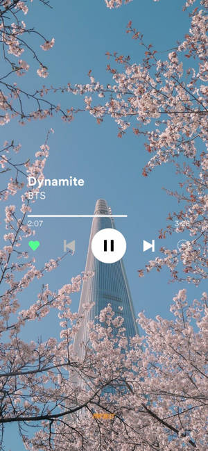音乐美学 BTS Dynamite 壁纸 — iPhone 16 壁纸