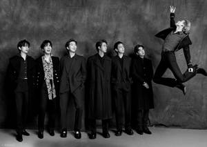 黑白酷炫BTS笔记本电脑壁纸